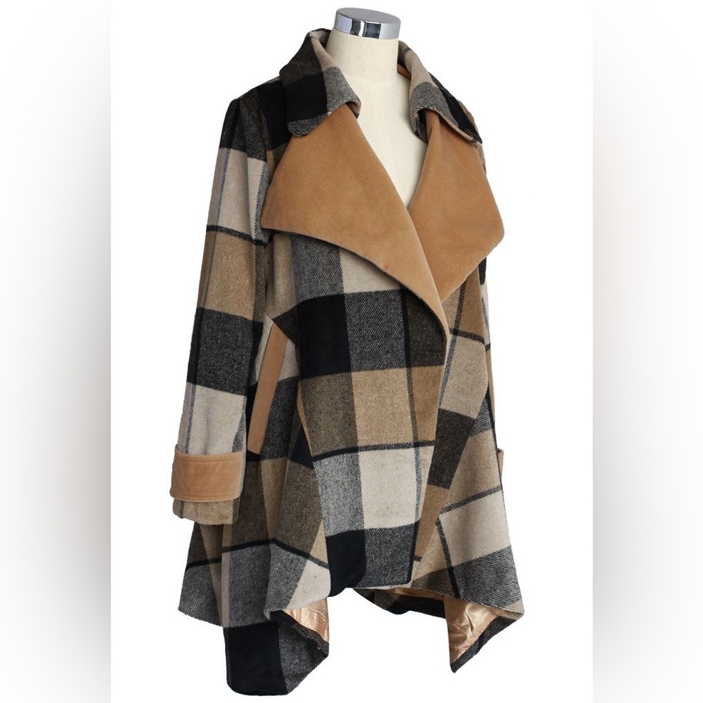 Women cape jacket buffalo plaid size  XL